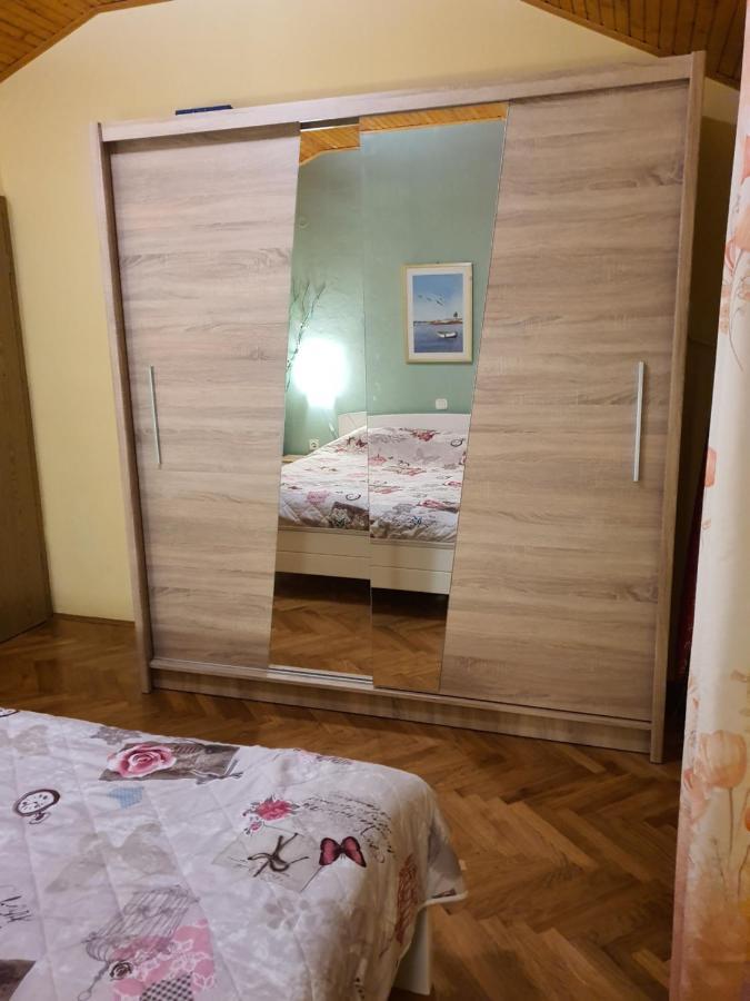 Diana Apartman Brsec Luaran gambar