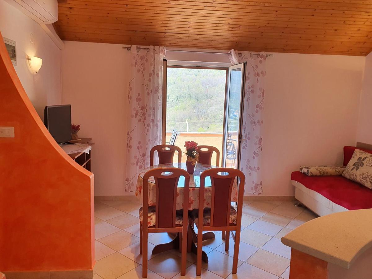 Diana Apartman Brsec Luaran gambar