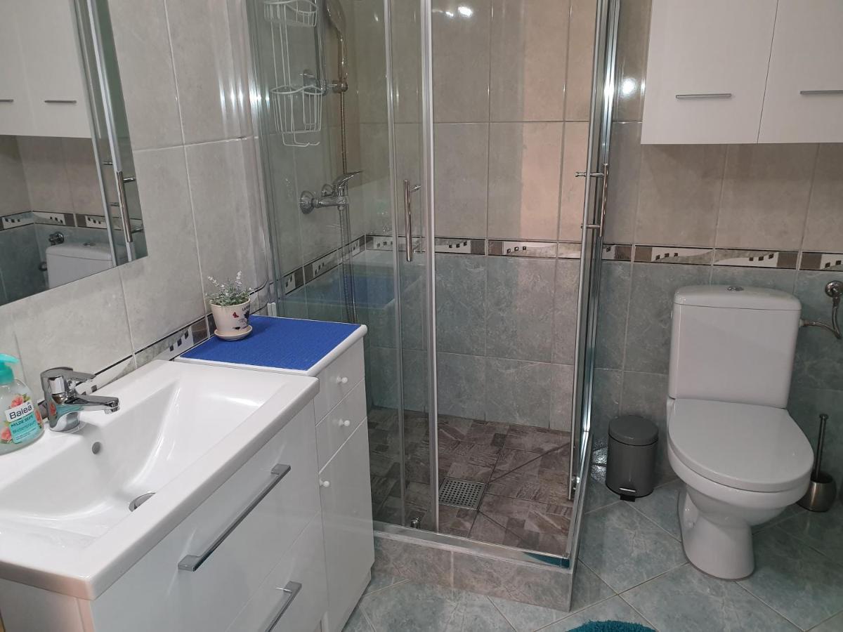 Diana Apartman Brsec Luaran gambar